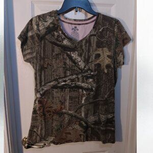 Mossy Oak women's top, tree pattern, size L